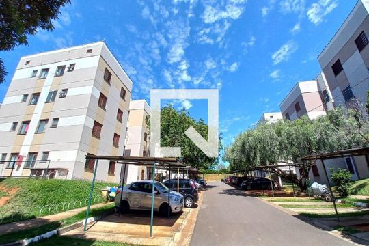 Área comum - Garagem de apartamento para alugar com 2 quartos, 43m² em Parque São Jorge, Campinas