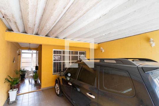 Garagem de casa à venda com 3 quartos, 125m² em Jardim Jaú (zona Leste), São Paulo