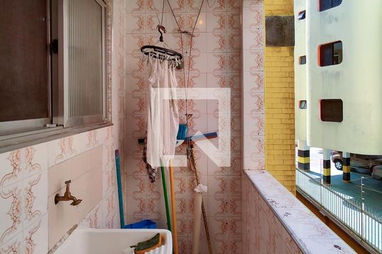 Área de Serviço de apartamento para alugar com 1 quarto, 50m² em Vila Caiçara, Praia Grande