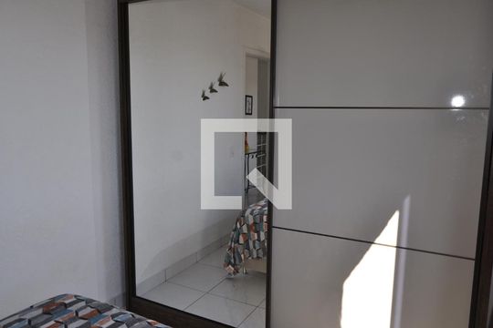 Quarto de apartamento à venda com 2 quartos, 90m² em Bonsucesso, Rio de Janeiro