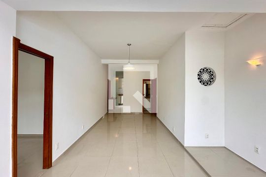 Sala de apartamento para alugar com 3 quartos, 80m² em Santa Teresa, Rio de Janeiro