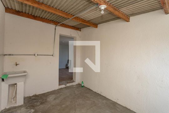 Área de serviço de casa à venda com 2 quartos, 150m² em Centro, Diadema