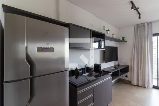 Cozinha de kitnet/studio para alugar com 1 quarto, 32m² em Pinheiros, São Paulo