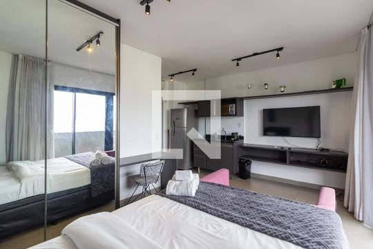 Studio de kitnet/studio para alugar com 1 quarto, 32m² em Pinheiros, São Paulo