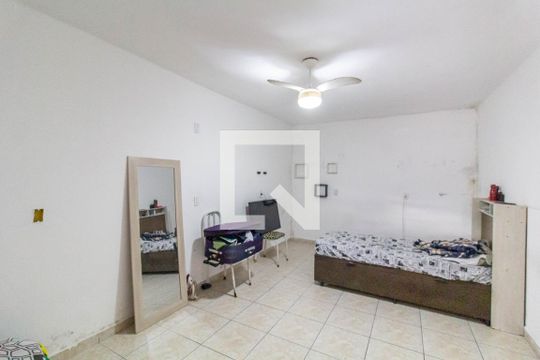 Quarto 1 de casa para alugar com 3 quartos, 150m² em Limoeiro, São Paulo
