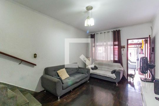 Sala de casa para alugar com 3 quartos, 150m² em Limoeiro, São Paulo