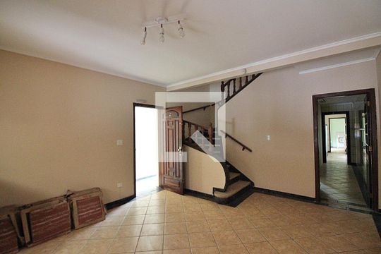 Sala de casa para alugar com 2 quartos, 212m² em Jardim do Mar, São Bernardo do Campo