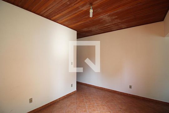 Sala/Quarto Edícula de casa para alugar com 2 quartos, 212m² em Jardim do Mar, São Bernardo do Campo