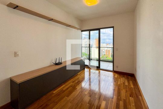Sala de apartamento para alugar com 1 quarto, 44m² em Pinheiros, São Paulo