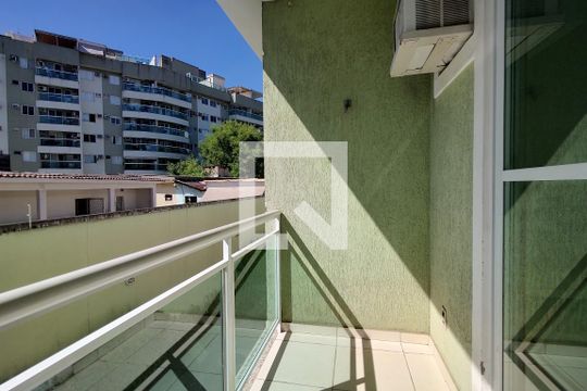 Varanda do Quarto Suíte 2 de casa de condomínio à venda com 3 quartos, 120m² em Pechincha, Rio de Janeiro