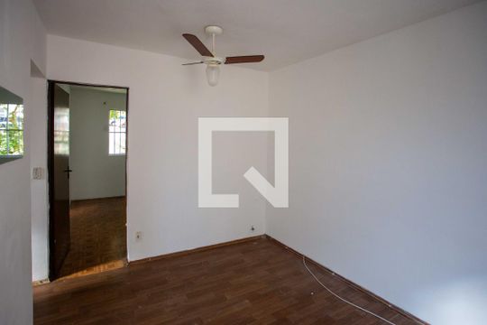Sala de apartamento à venda com 2 quartos, 45m² em Conceição, Diadema