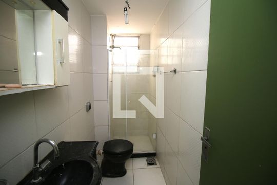 Banheiro de apartamento à venda com 2 quartos, 50m² em Irajá, Rio de Janeiro