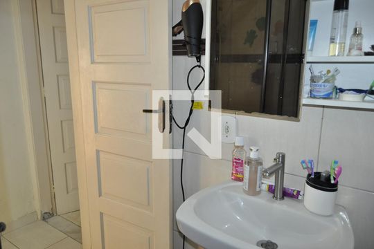 Banheiro Social de apartamento à venda com 2 quartos, 100m² em Engenho de Dentro, Rio de Janeiro