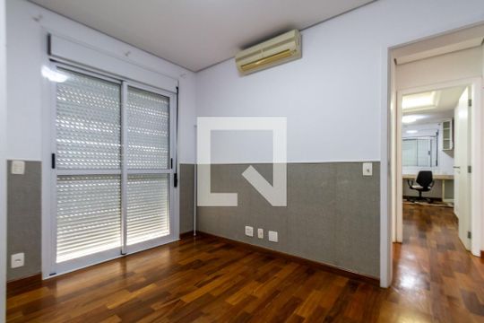 Quarto  de apartamento à venda com 3 quartos, 205m² em Cidade Monções, São Paulo