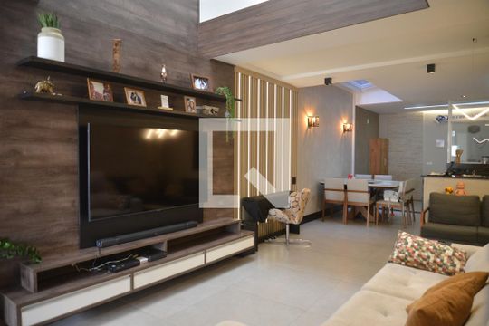 Sala de casa à venda com 4 quartos, 162m² em Vila Alpina, Santo André