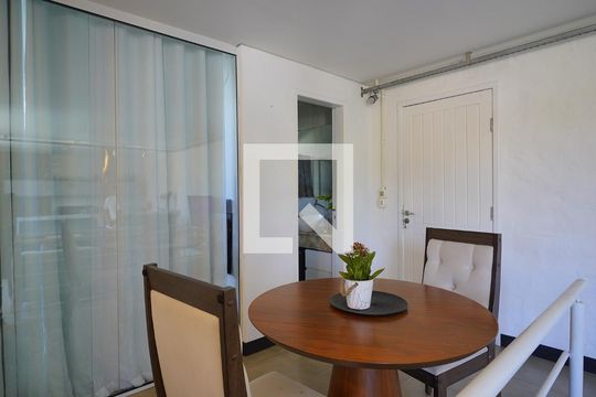 Sala de casa para alugar com 1 quarto, 60m² em João Paulo, Florianópolis