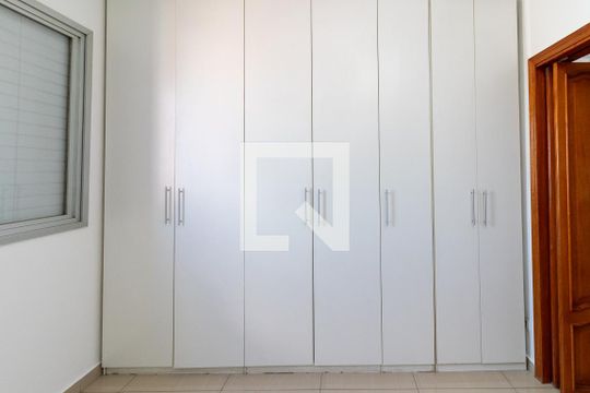Quarto 2 de apartamento para alugar com 2 quartos, 52m² em Penha de França, São Paulo