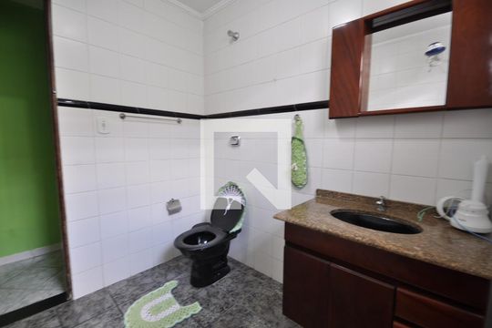 Banheiro Social de casa à venda com 3 quartos, 125m² em Jardim Brasil (zona Norte), São Paulo