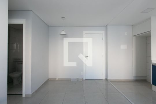 Sala de apartamento para alugar com 2 quartos, 43m² em Jardim Brasilia, São Paulo