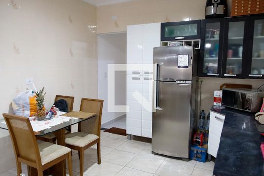 Cozinha de casa à venda com 3 quartos, 200m² em Jaguaribe, Osasco