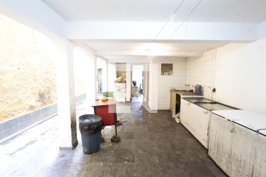 Área comum de casa à venda com 5 quartos, 250m² em Coração Eucarístico, Belo Horizonte
