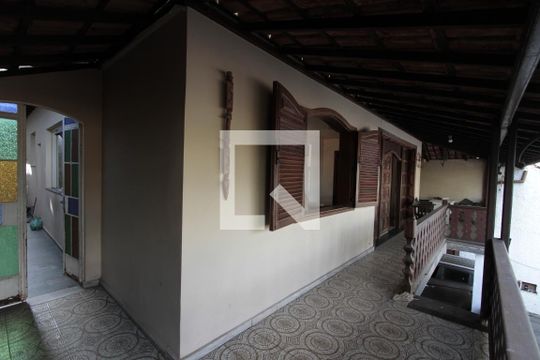 Varanda da Sala de casa à venda com 5 quartos, 250m² em Coração Eucarístico, Belo Horizonte