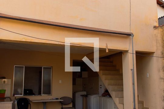 Área comum de casa à venda com 4 quartos, 200m² em Jaguaribe, Osasco