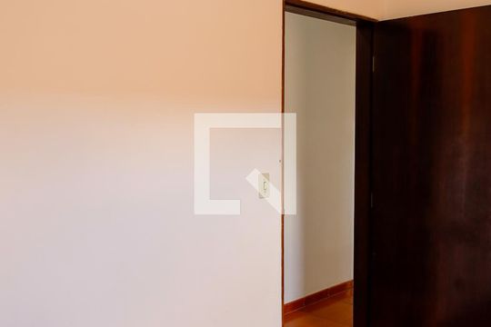 Quarto 1 de casa à venda com 4 quartos, 200m² em Jaguaribe, Osasco
