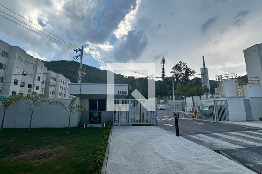 Fachada de apartamento para alugar com 2 quartos, 43m² em Vargem Grande, Rio de Janeiro