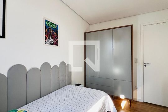 Quarto de apartamento à venda com 2 quartos, 57m² em Jardim Vila Galvao, Guarulhos