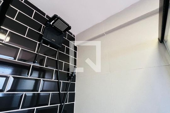Banheiro da Suíte de apartamento à venda com 2 quartos, 57m² em Jardim Vila Galvao, Guarulhos
