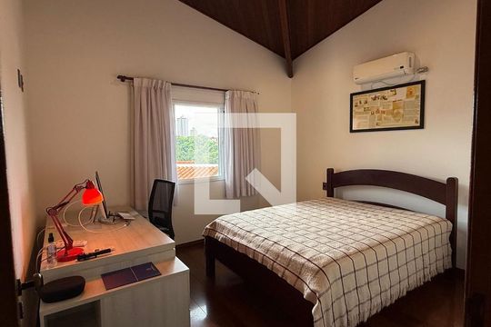 Casa à venda com 3 quartos, 350m² em Jardim Paulista II, Jundiaí