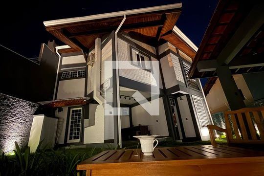 Casa à venda com 3 quartos, 350m² em Jardim Paulista II, Jundiaí