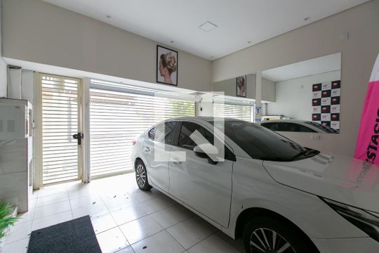 Garagem de casa para alugar com 3 quartos, 125m² em Aricanduva, São Paulo