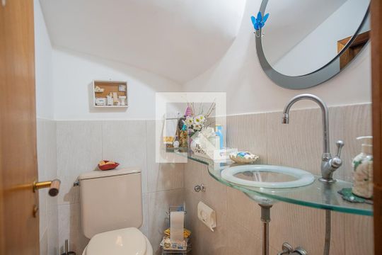 Lavabo de casa de condomínio à venda com 3 quartos, 180m² em Tristeza, Porto Alegre