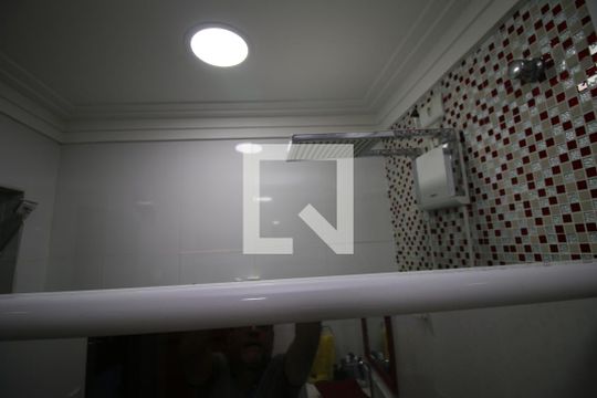 Banheiro Social 1 de casa à venda com 3 quartos, 200m² em Irajá, Rio de Janeiro