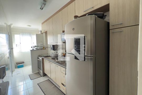 Cozinha de apartamento para alugar com 1 quarto, 63m² em Aviação, Praia Grande