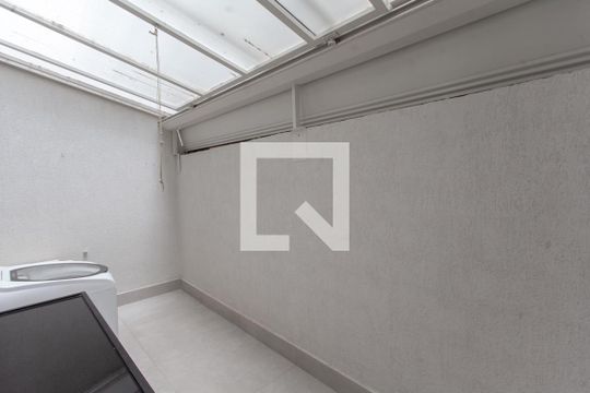 Área de Serviço e Privativa de apartamento para alugar com 2 quartos, 56m² em Itapoã, Belo Horizonte