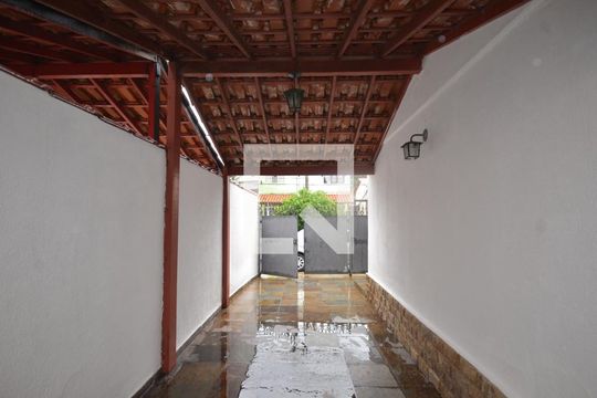 Garagem de casa à venda com 2 quartos, 72m² em Campo Grande, Rio de Janeiro