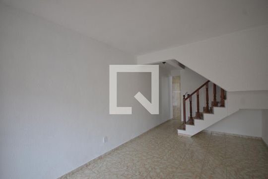 Sala de casa à venda com 2 quartos, 72m² em Campo Grande, Rio de Janeiro
