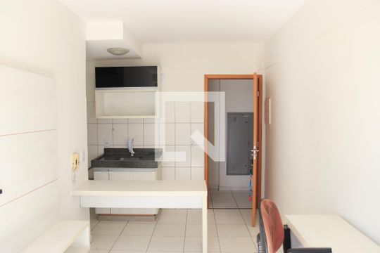 Sala de apartamento para alugar com 1 quarto, 32m² em Setor Leste Vila Nova, Goiânia