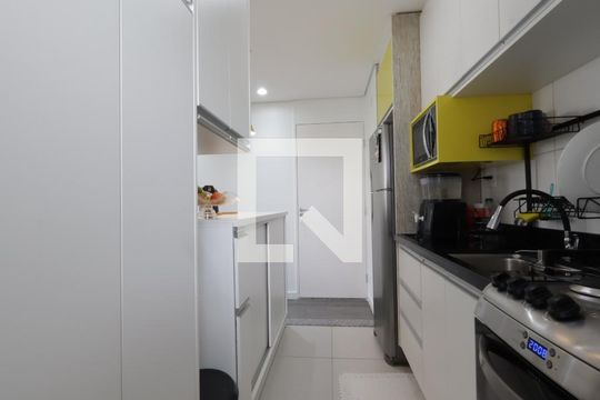 Cozinha de apartamento à venda com 2 quartos, 64m² em Vila Andrade, São Paulo