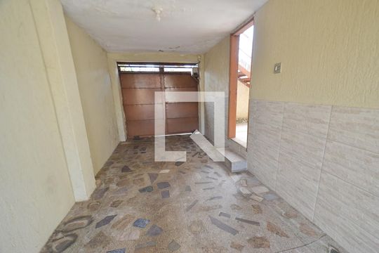 Garagem de casa à venda com 6 quartos, 333m² em Esplanada, Belo Horizonte