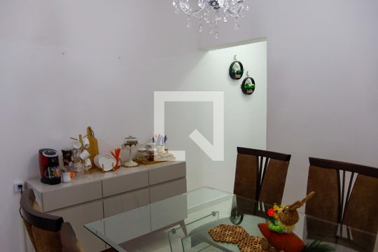 Sala de Jantar de casa à venda com 2 quartos, 125m² em Veloso, Osasco