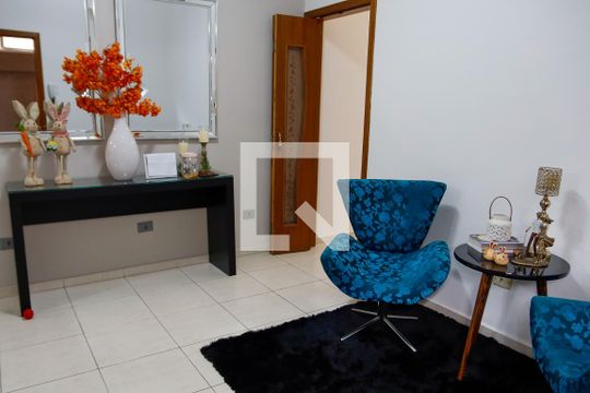 sala de casa à venda com 2 quartos, 125m² em Veloso, Osasco