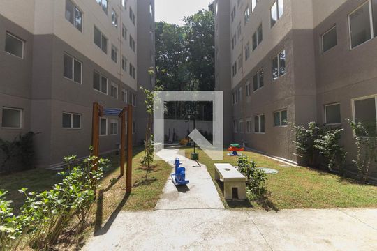 Área comum de apartamento para alugar com 2 quartos, 42m² em Fazenda Caguaçu, São Paulo