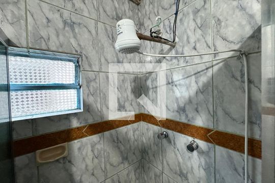 Banheiro de casa para alugar com 3 quartos, 136m² em Feitoria, São Leopoldo