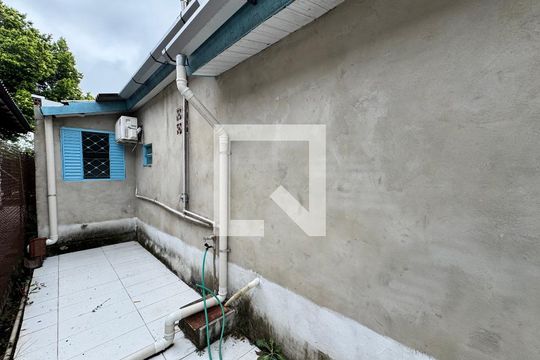 Quintal de casa para alugar com 3 quartos, 136m² em Feitoria, São Leopoldo