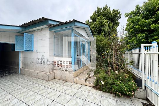 Quintal de casa à venda com 3 quartos, 136m² em Feitoria, São Leopoldo