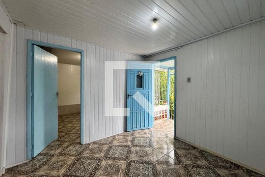 Sala de casa à venda com 3 quartos, 136m² em Feitoria, São Leopoldo